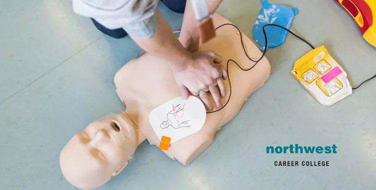 first aid resuscitation course using aed