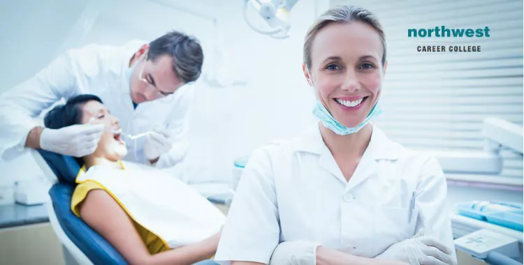 dental admin assistant at work