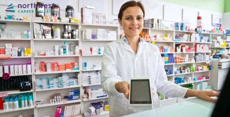 How Technology is Changing the Role of Pharmacy Technicians
